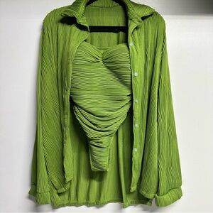 Women’s Matte Collection Green Swimsuit and Cover Up Set size Medium